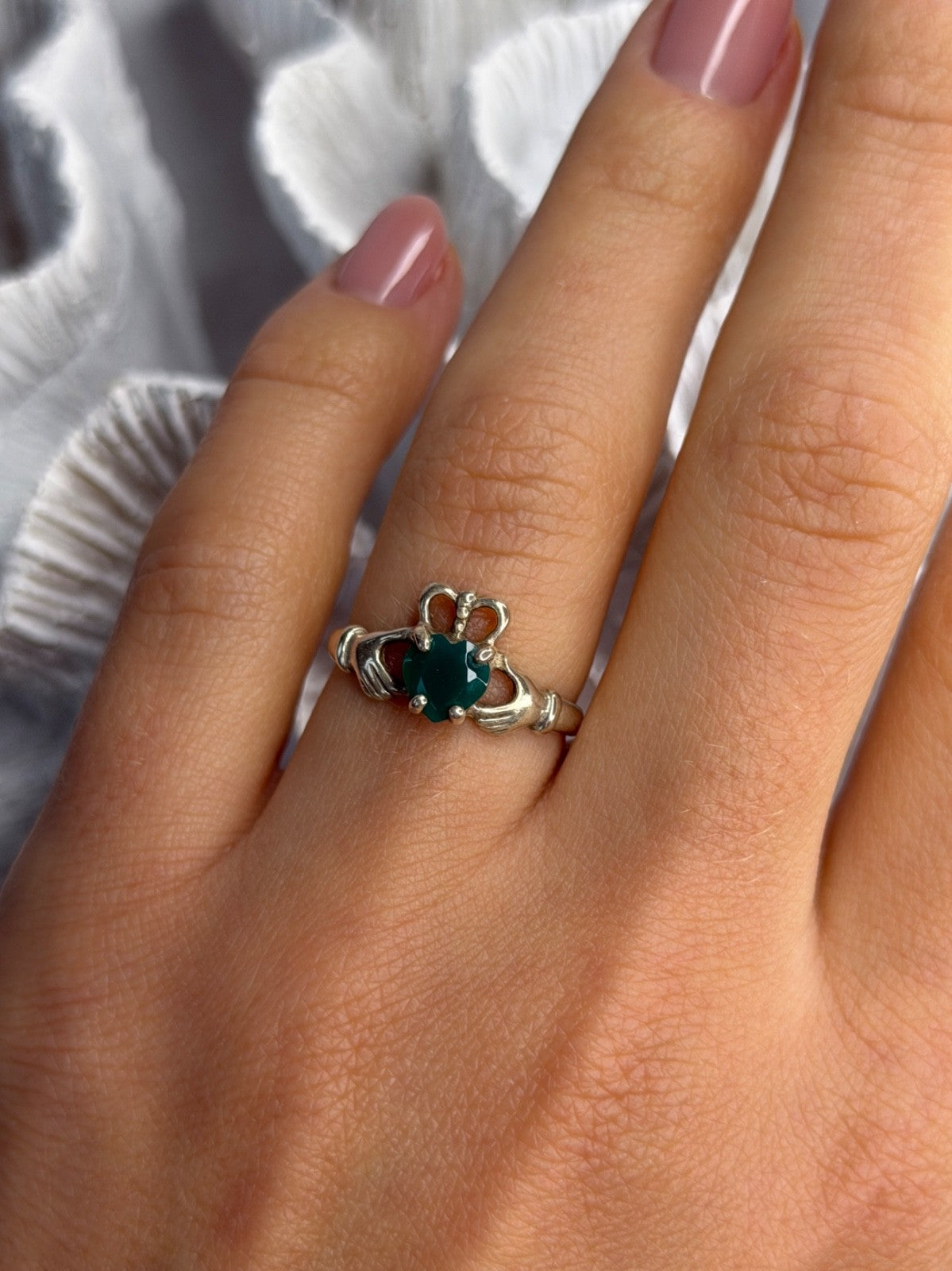 925 Sterling Silver Emerald Heart Ring Size 7