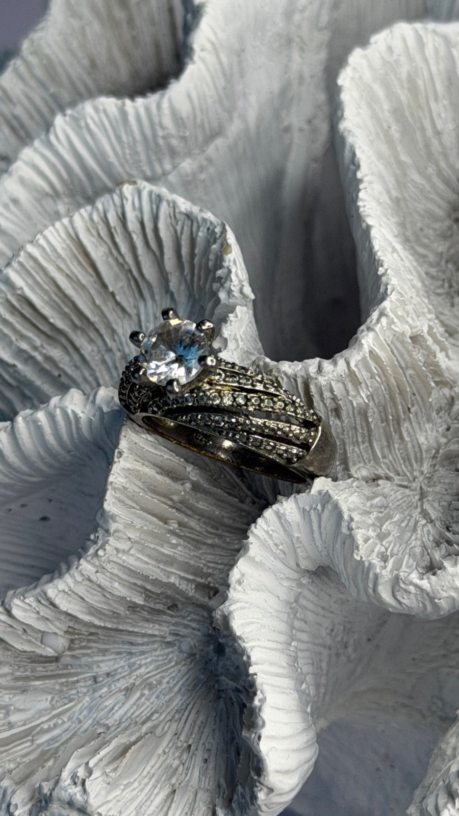 Beautiful 925 Sterling Silver Cz Ring Size 8