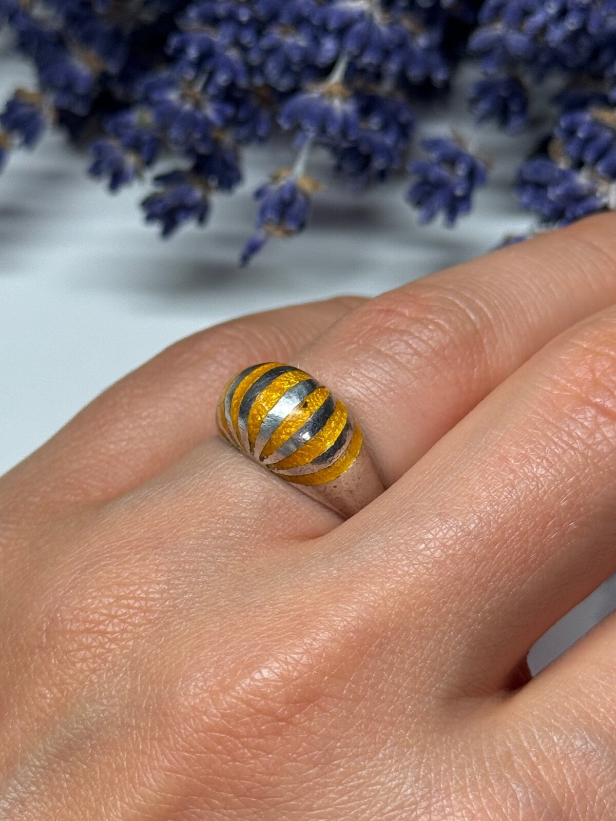 925 Sterling Silver Enamel Ring Size 6