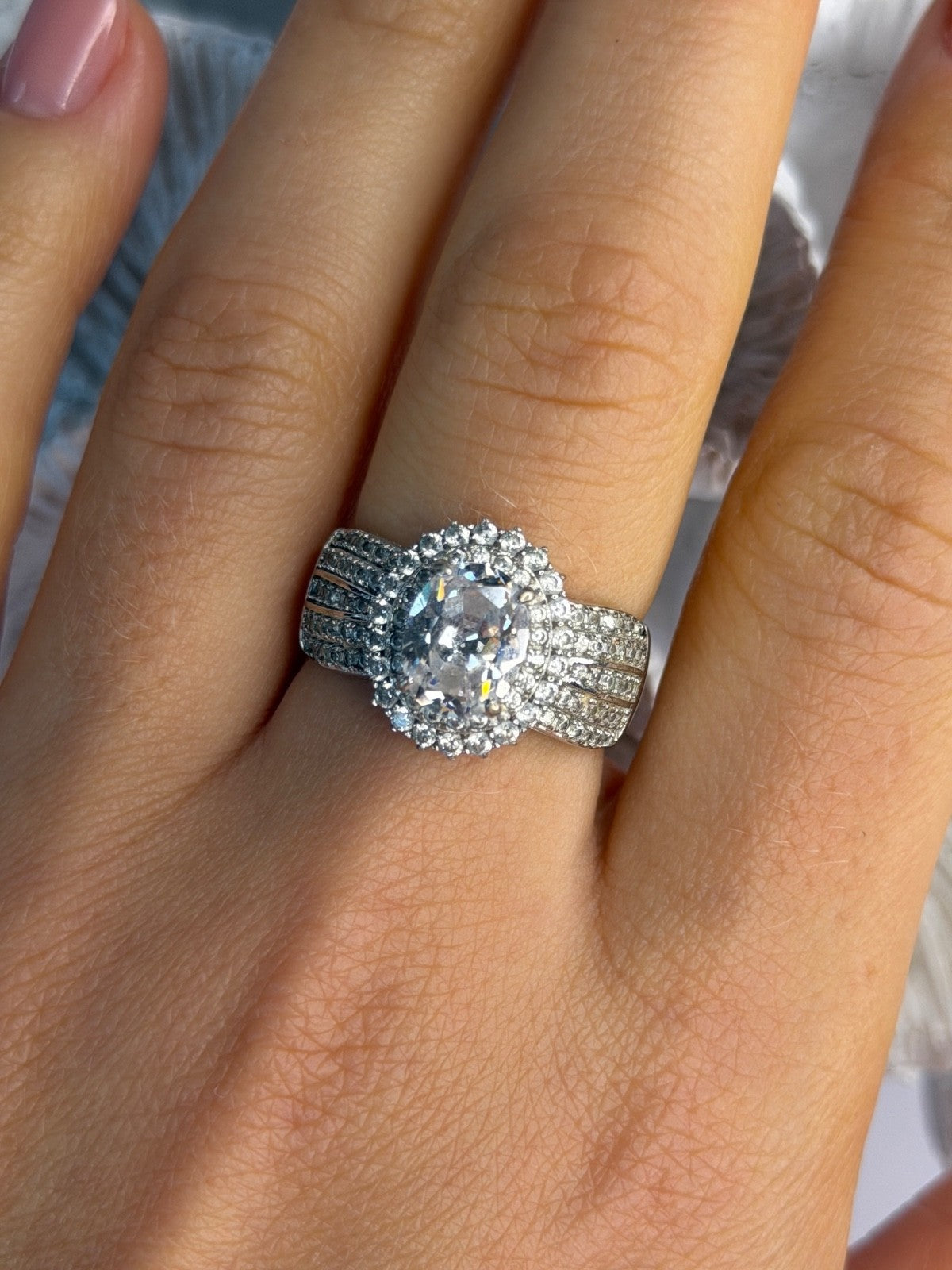 Beautiful 925 Sterling Silver Cz Ring Size 8