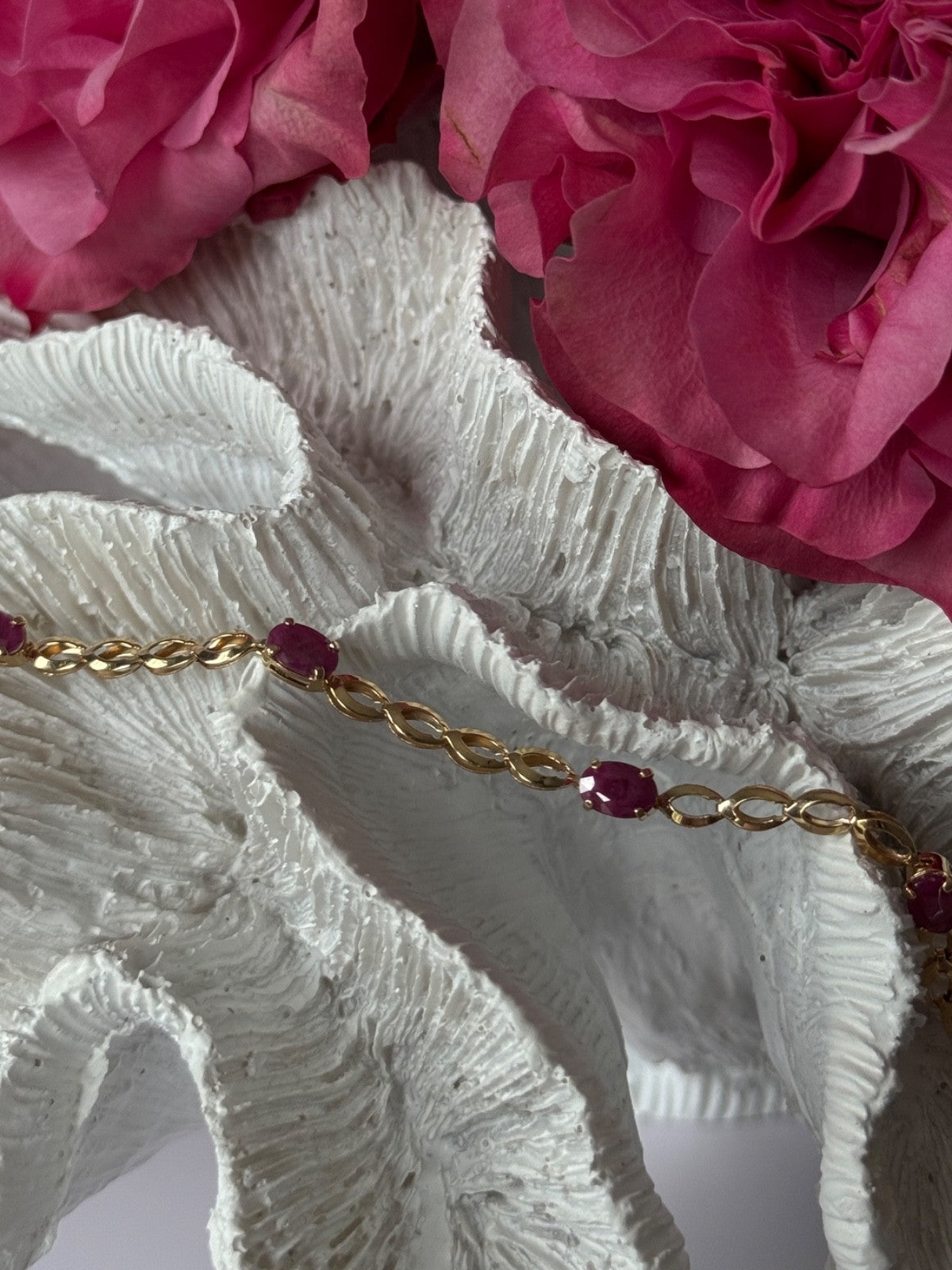 14K Yellow Gold Ruby Bracelet Length 7