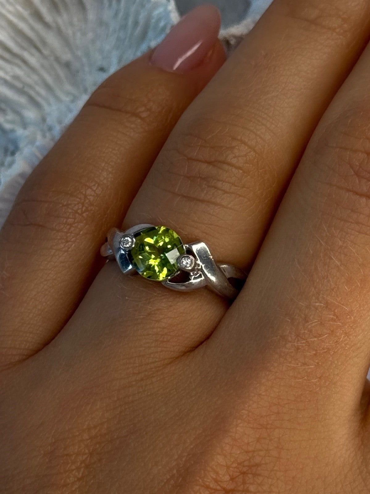925 Sterling Silver Peridot & Beryl Ring Size 6
