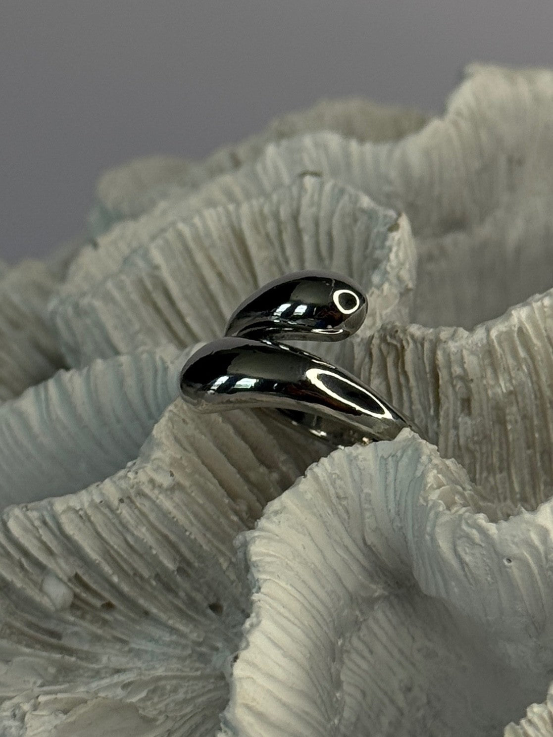 925 Sterling Silver Ring Size 7 (adjustable)