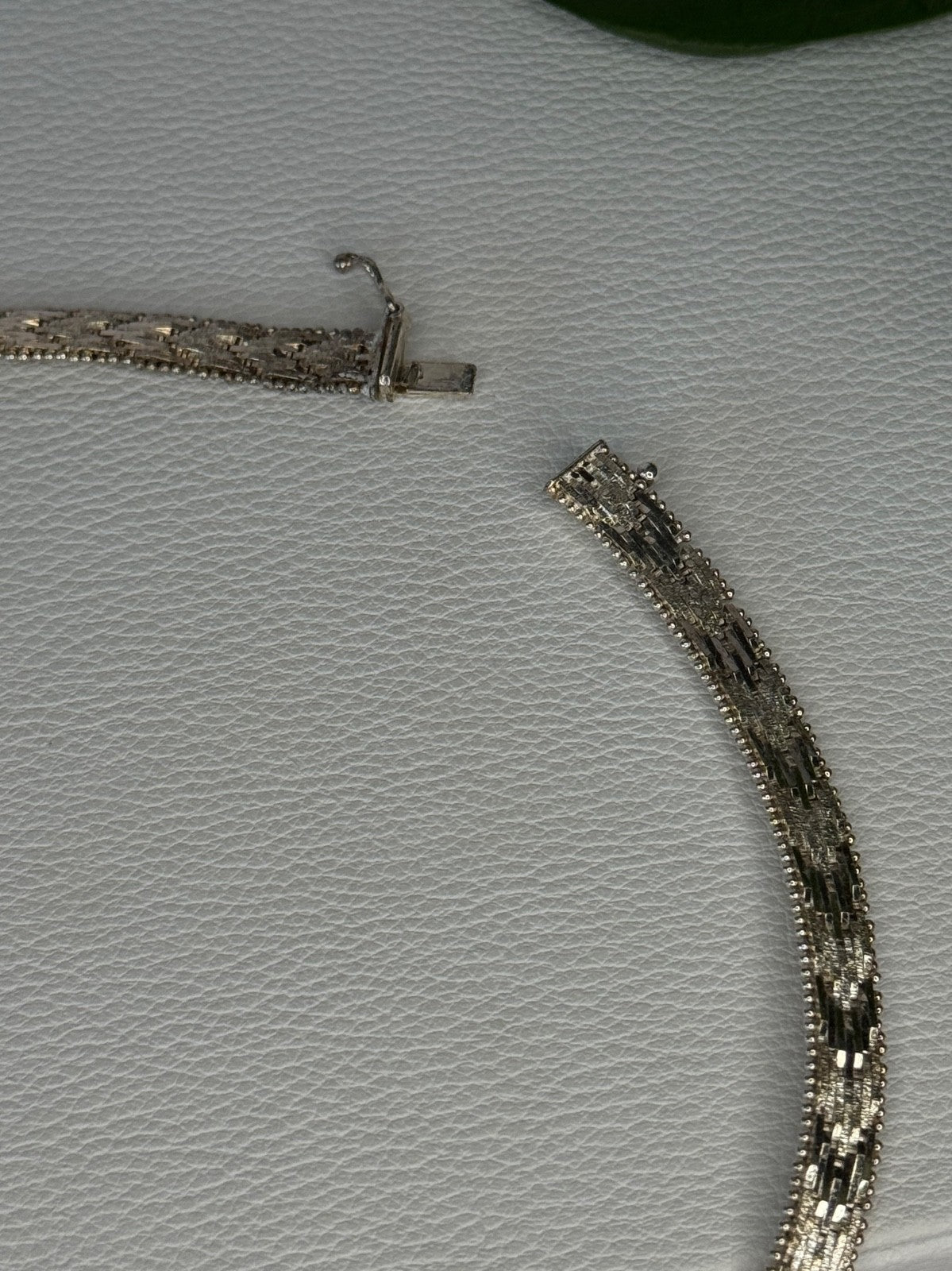 Elegant Italy 925 Sterling Silver Necklace Length 17.5 Inch