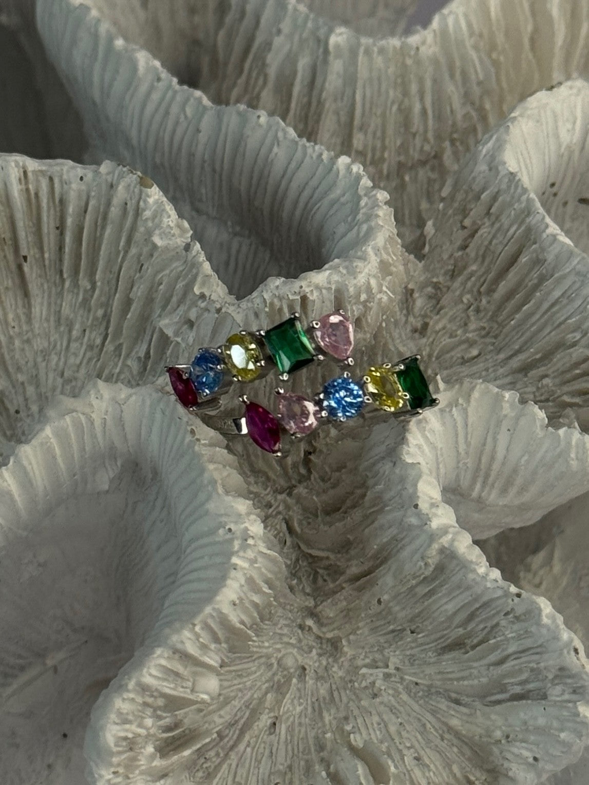 925 Sterling Silver Ring Multicolor CZ Size 7 Sizable