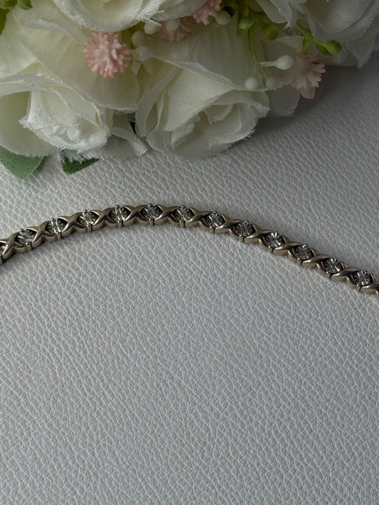 Classy 925 Sterling Silver Diamonds Bracelet Length 6.5 Inch