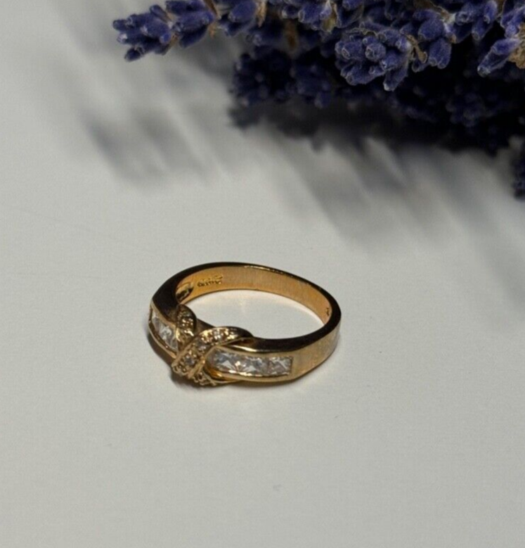 925 Sterling Silver Gold Plated CZ Ring Size 7
