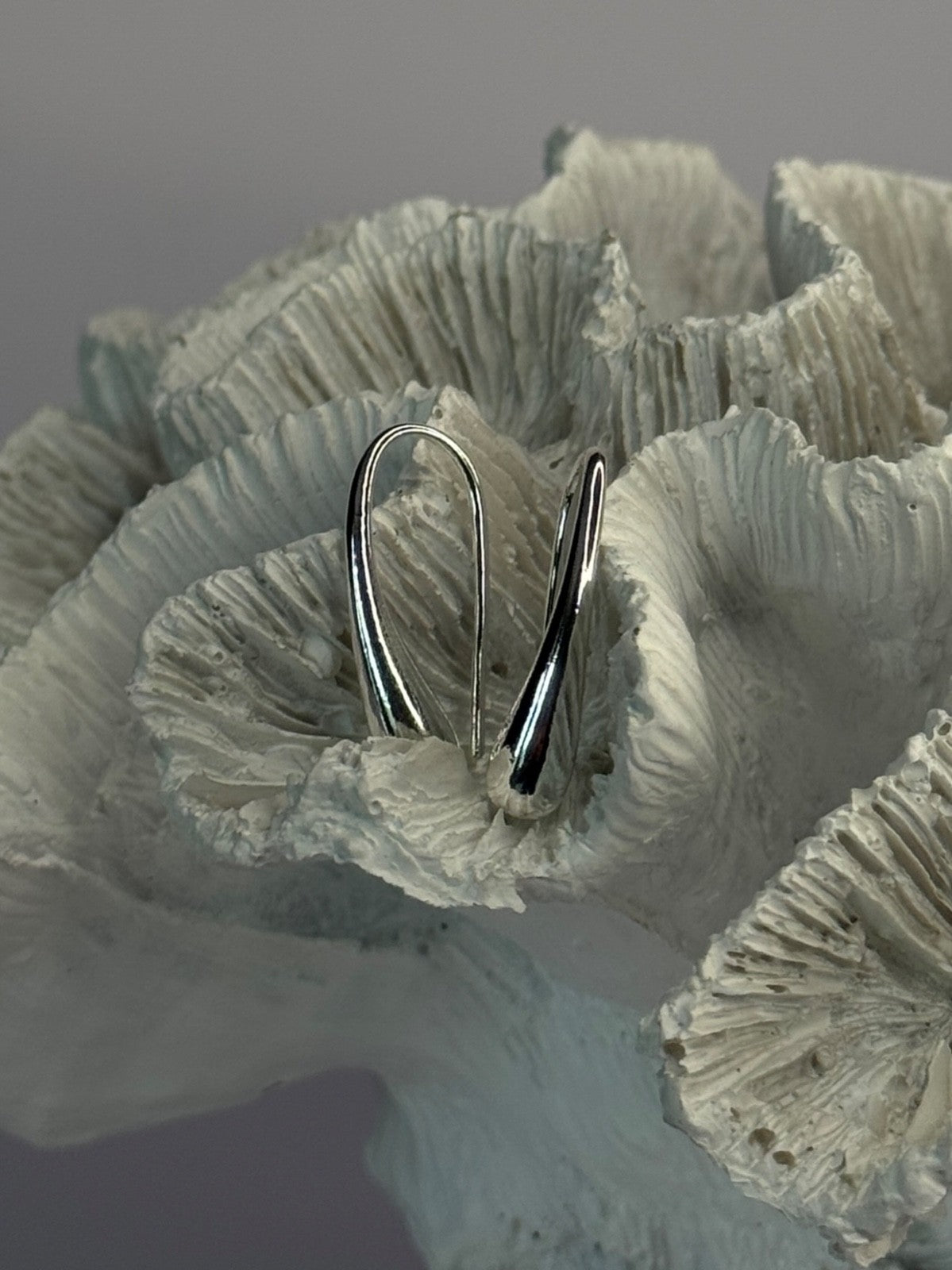 Elegant Design 925 Sterling Silver Earrings Length 1 Inch