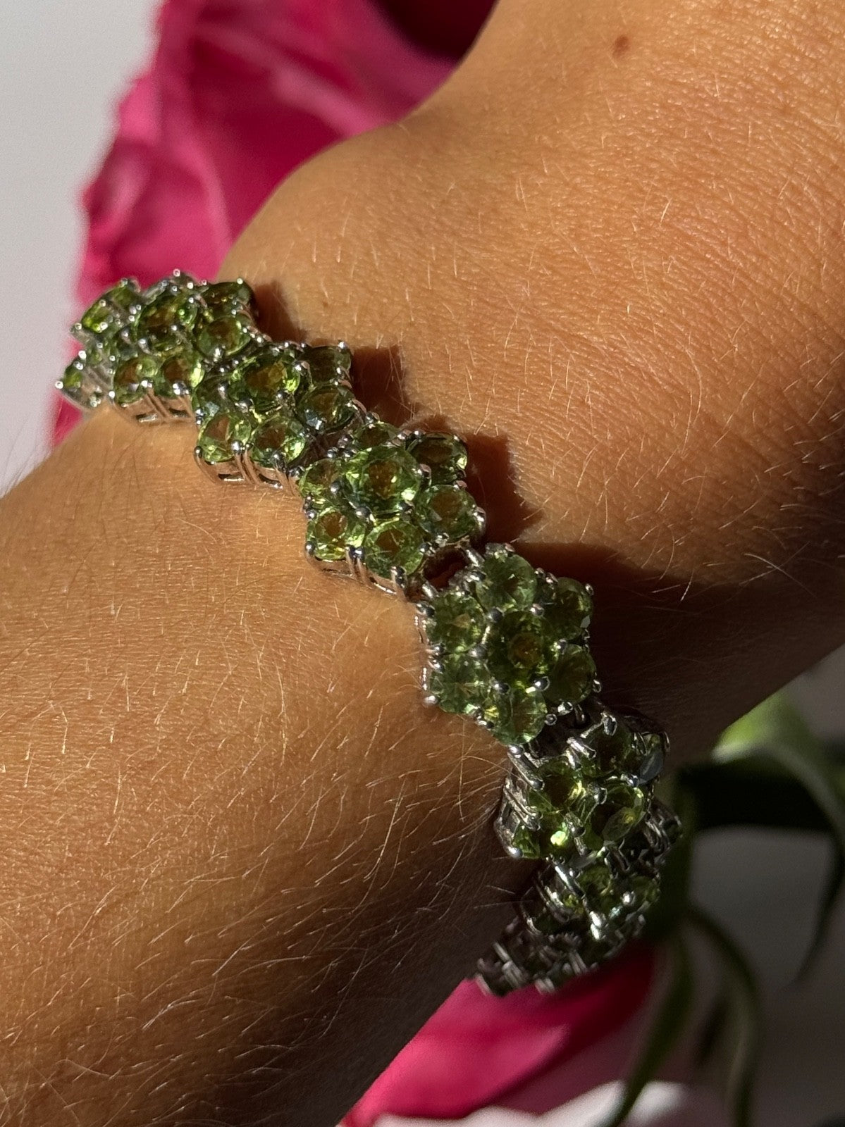 925 Sterling Silver Peridot Flower Bracelet 7.5 Inch