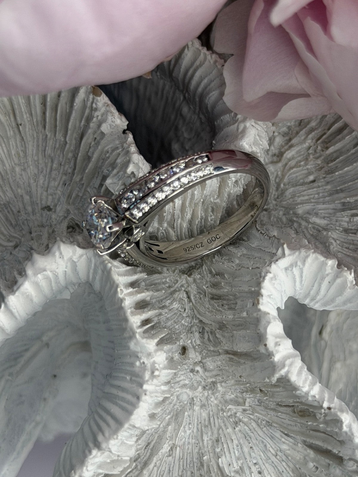 GOC 925 Sterling Silver tcw 1.32 Cz  Ring Size 7