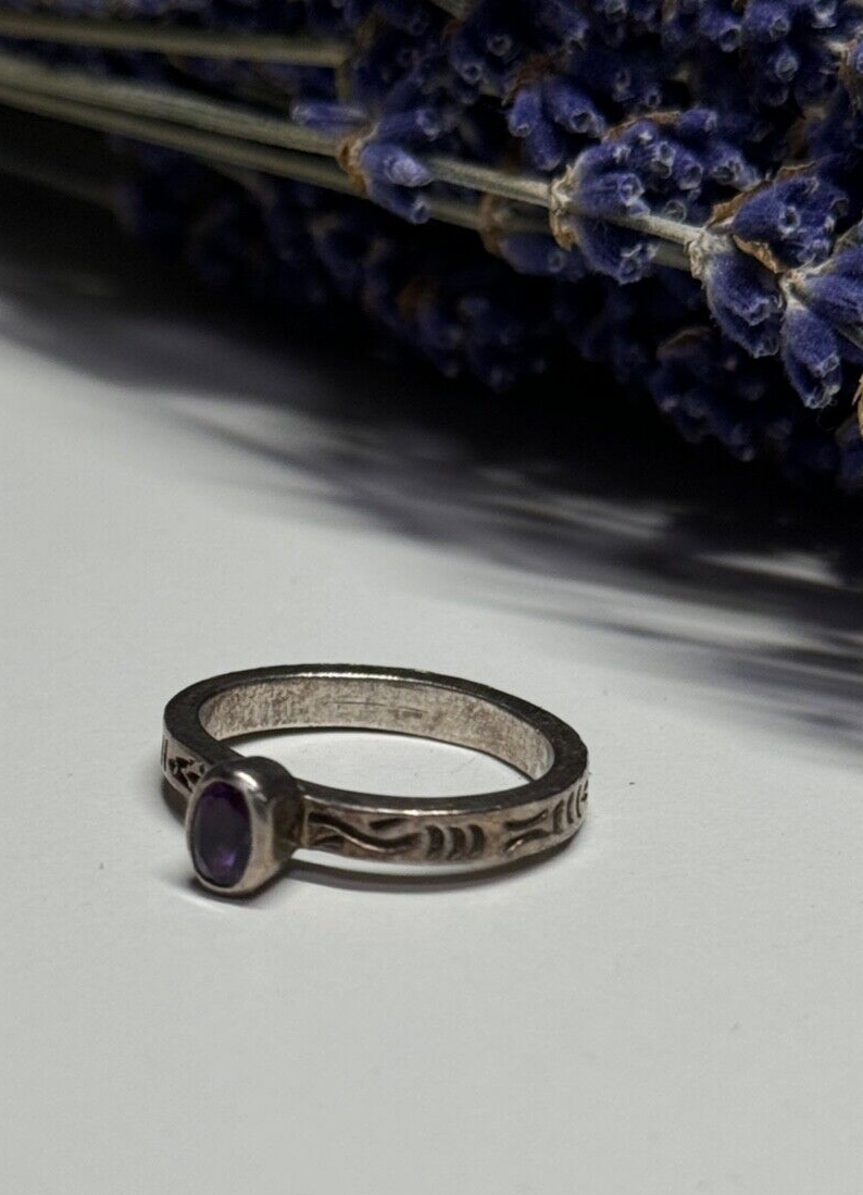 925 Sterling Silver Amethyst Ring Size 6