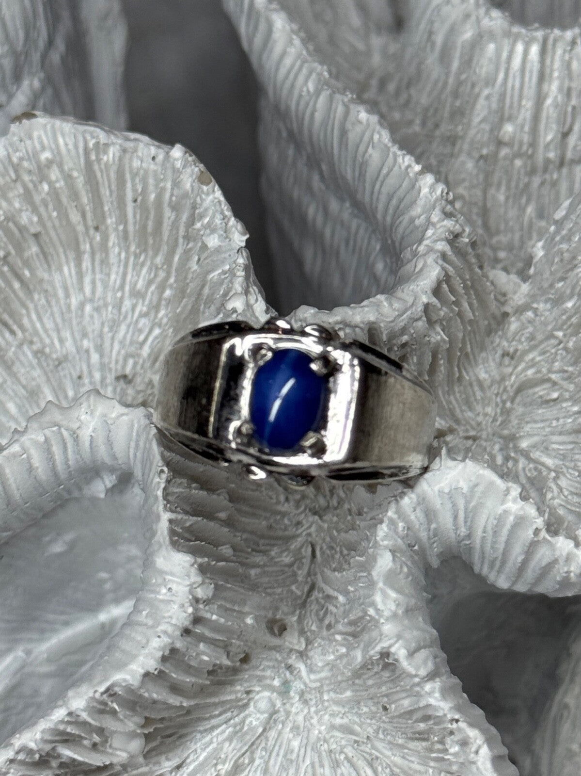 Men's 925 Sterling Silver Star Sapphire Ring Size 8.5