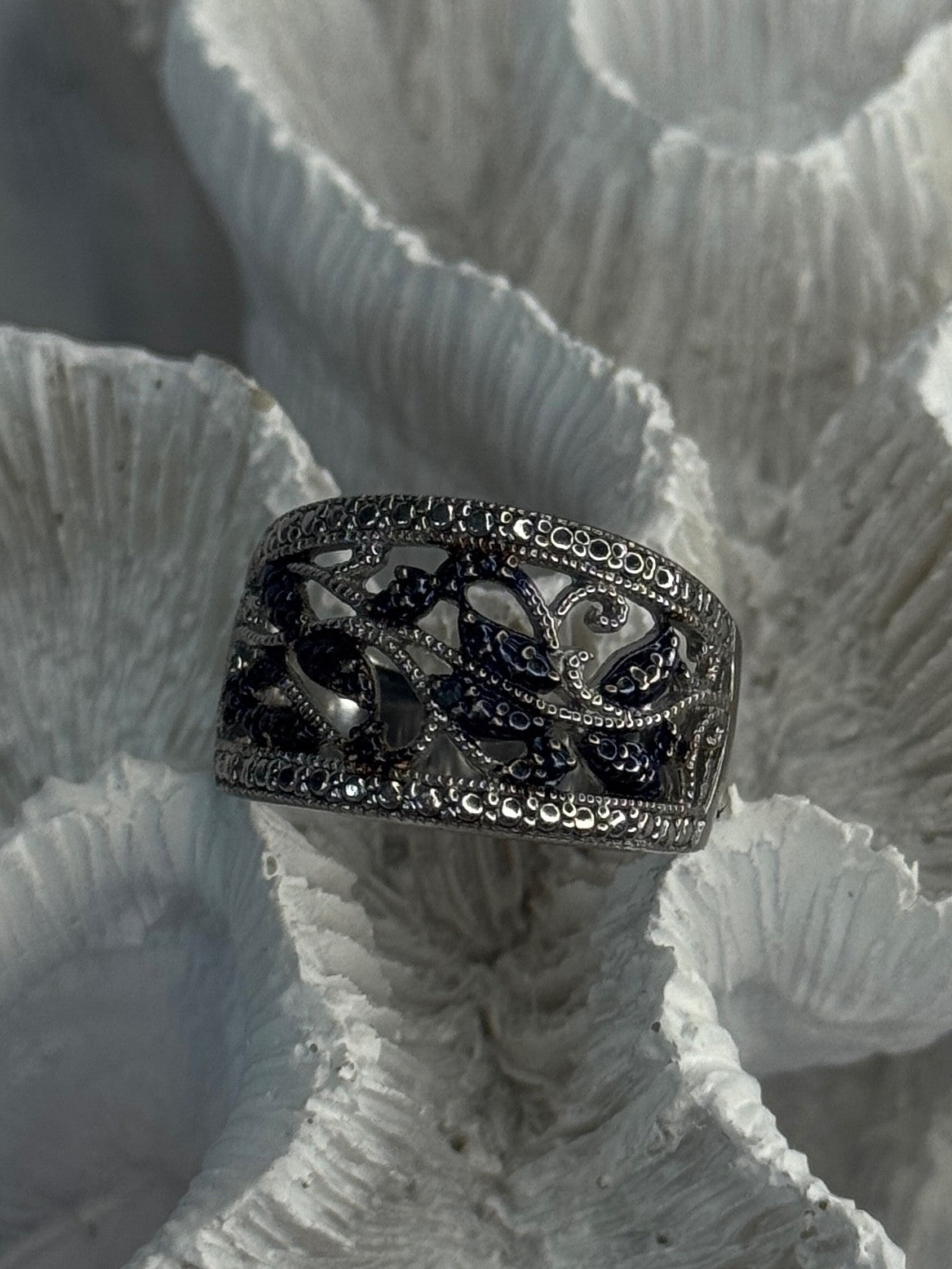 925 Sterling Drop Silver Leaf Design Ring Size 10