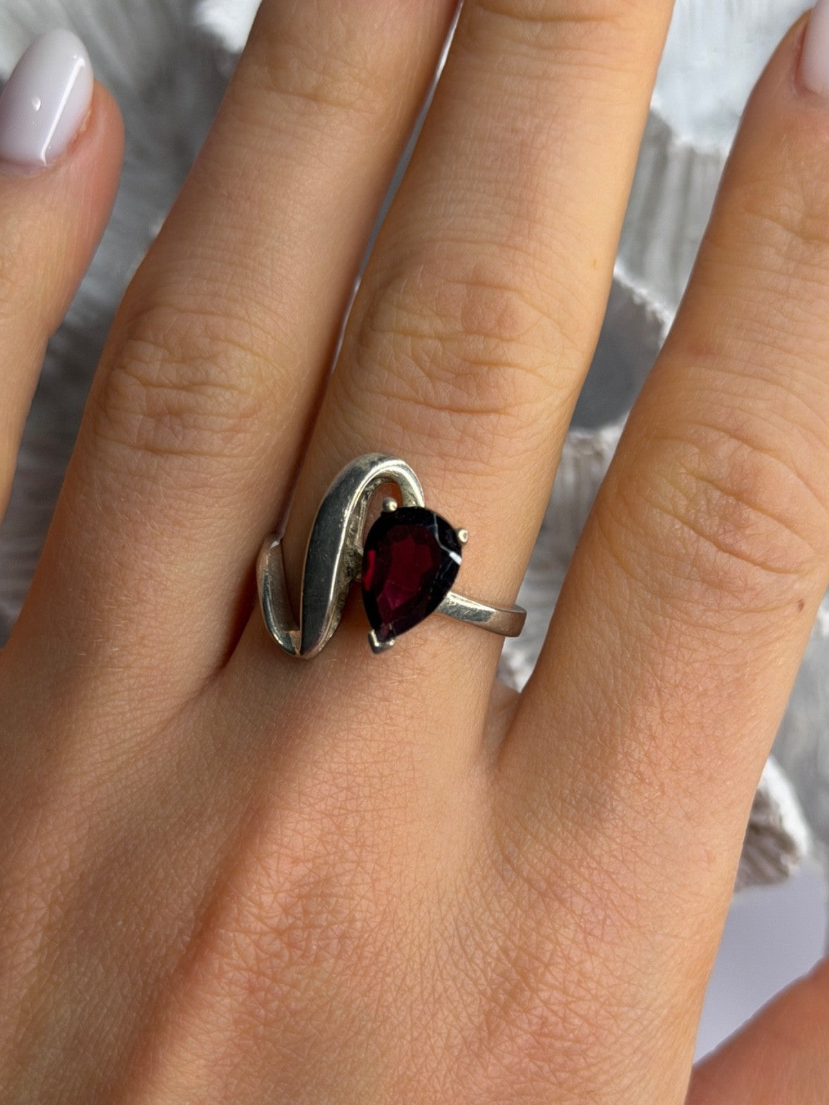 925 Sterling Silver Garnet Ring Size 8.5