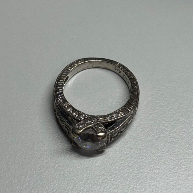 925 Sterling Silver CZ Ring Size 6