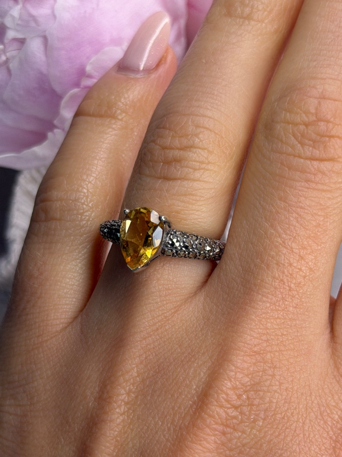 925 Sterling Silver Citrine & Marcasite Ring Size 7