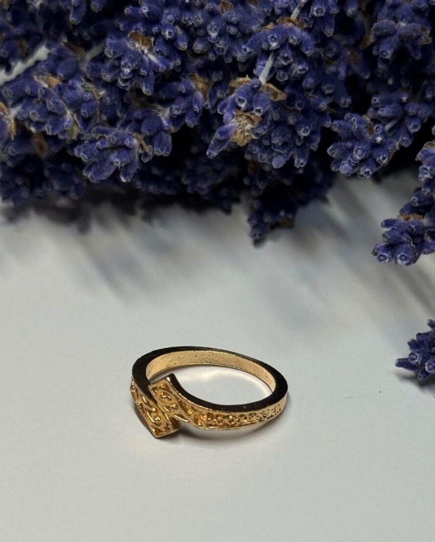 925 Sterling Silver Gold Plated Ring Size 6