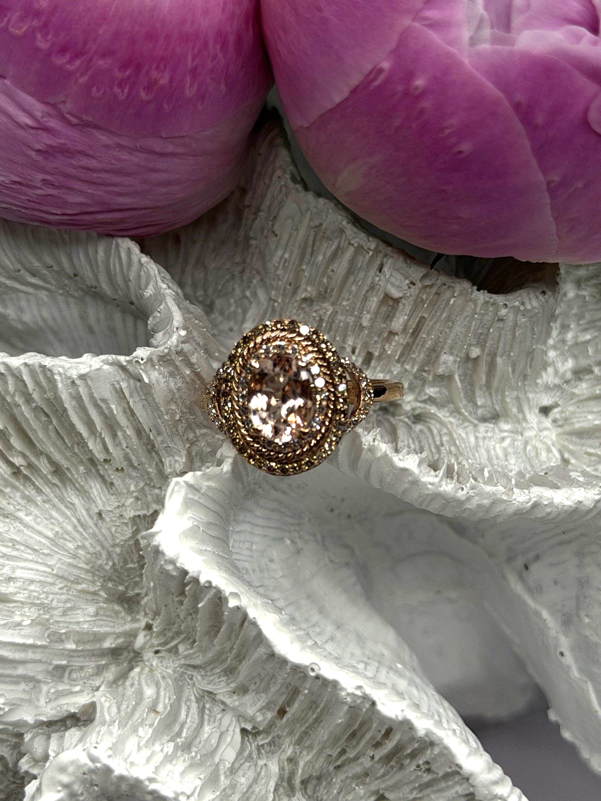 10K Rose Gold Morganite White & Chocolate Diamonds Ring Size 7