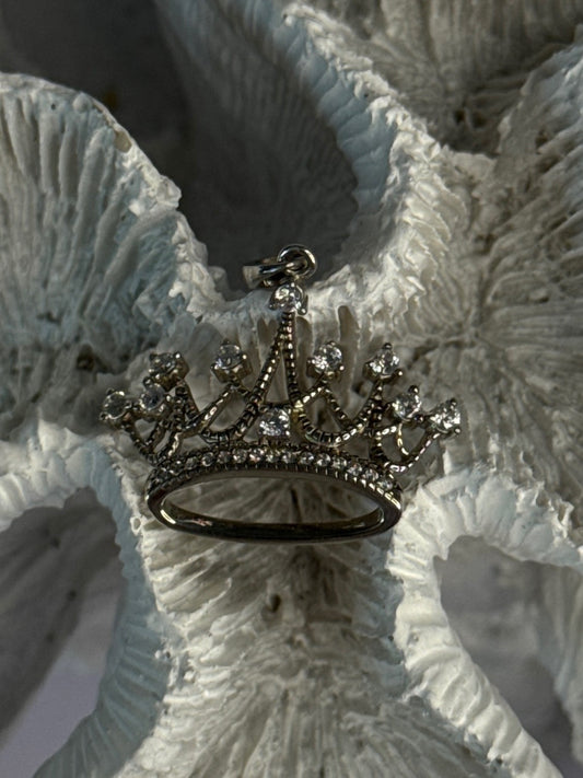 925 Sterling Silver Crown Diamonds Pendant Length 1 Inch