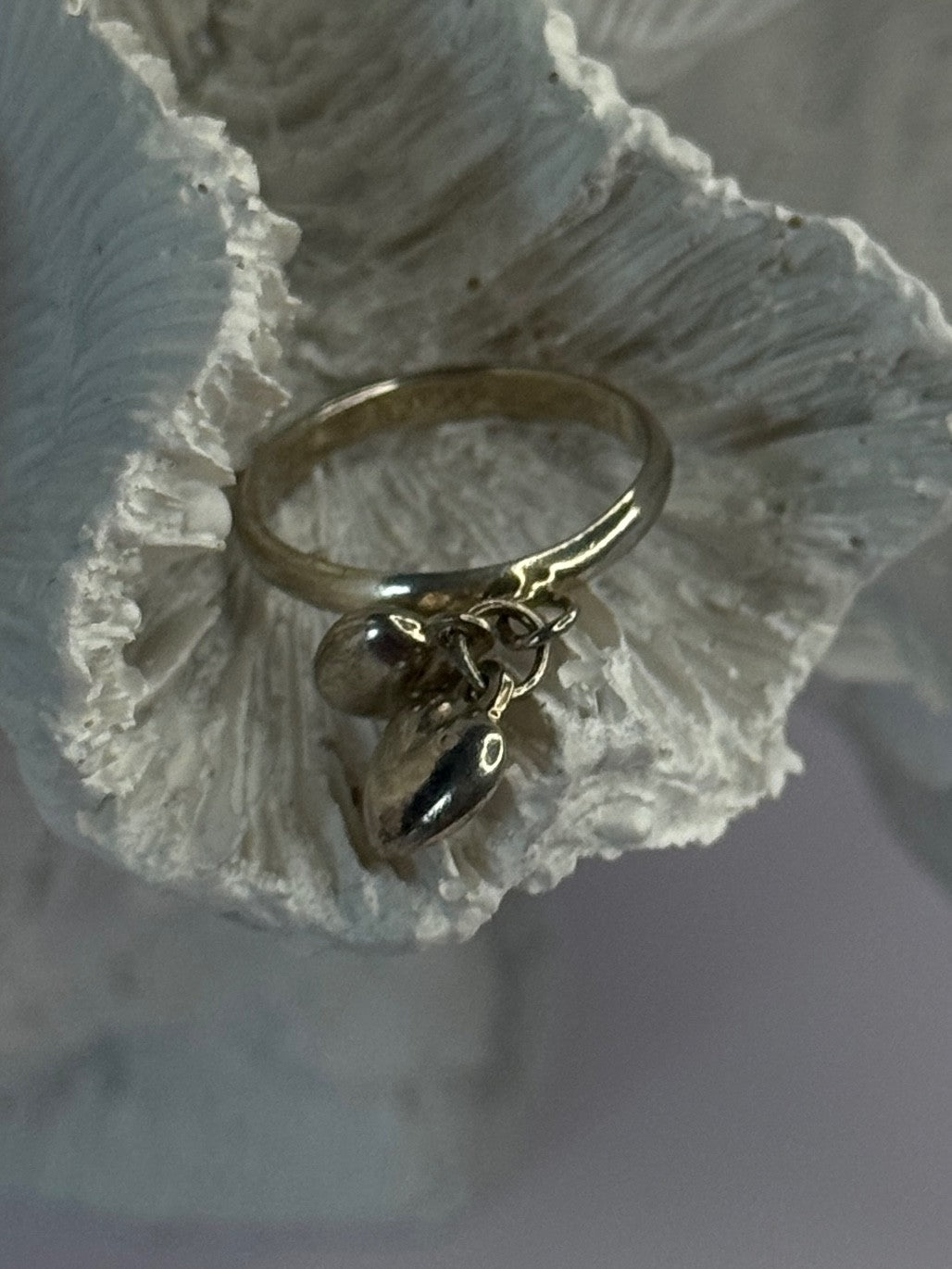 925 Sterling Silver 2 Hearts Charms Ring Size 5