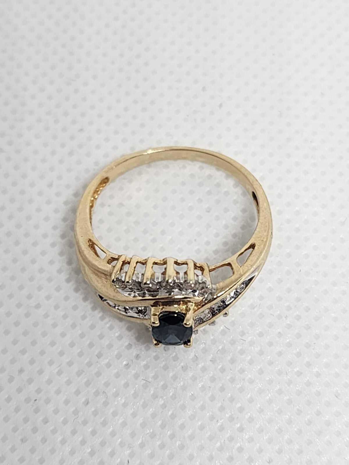 10K Yellow Gold Blue & White Sapphire Ring Size 6