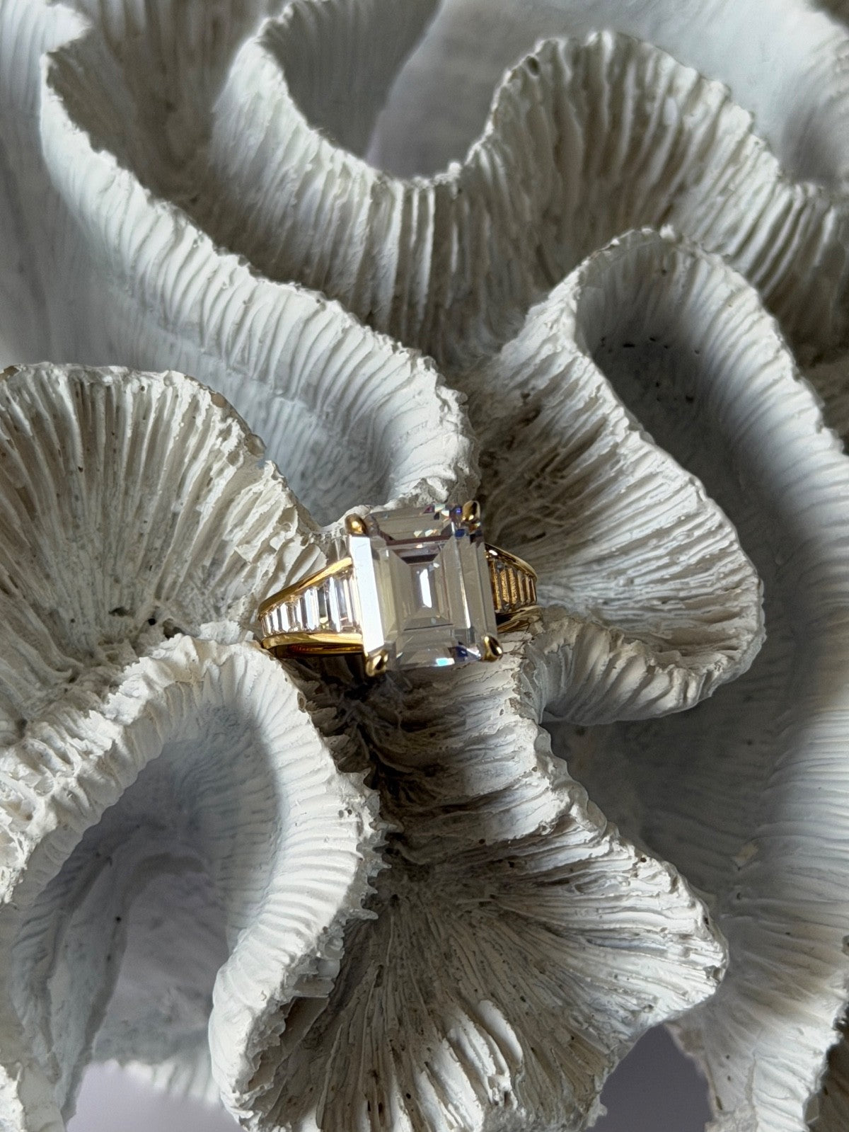 925 Sterling Silver Gold Plated Cz Ring Size 8