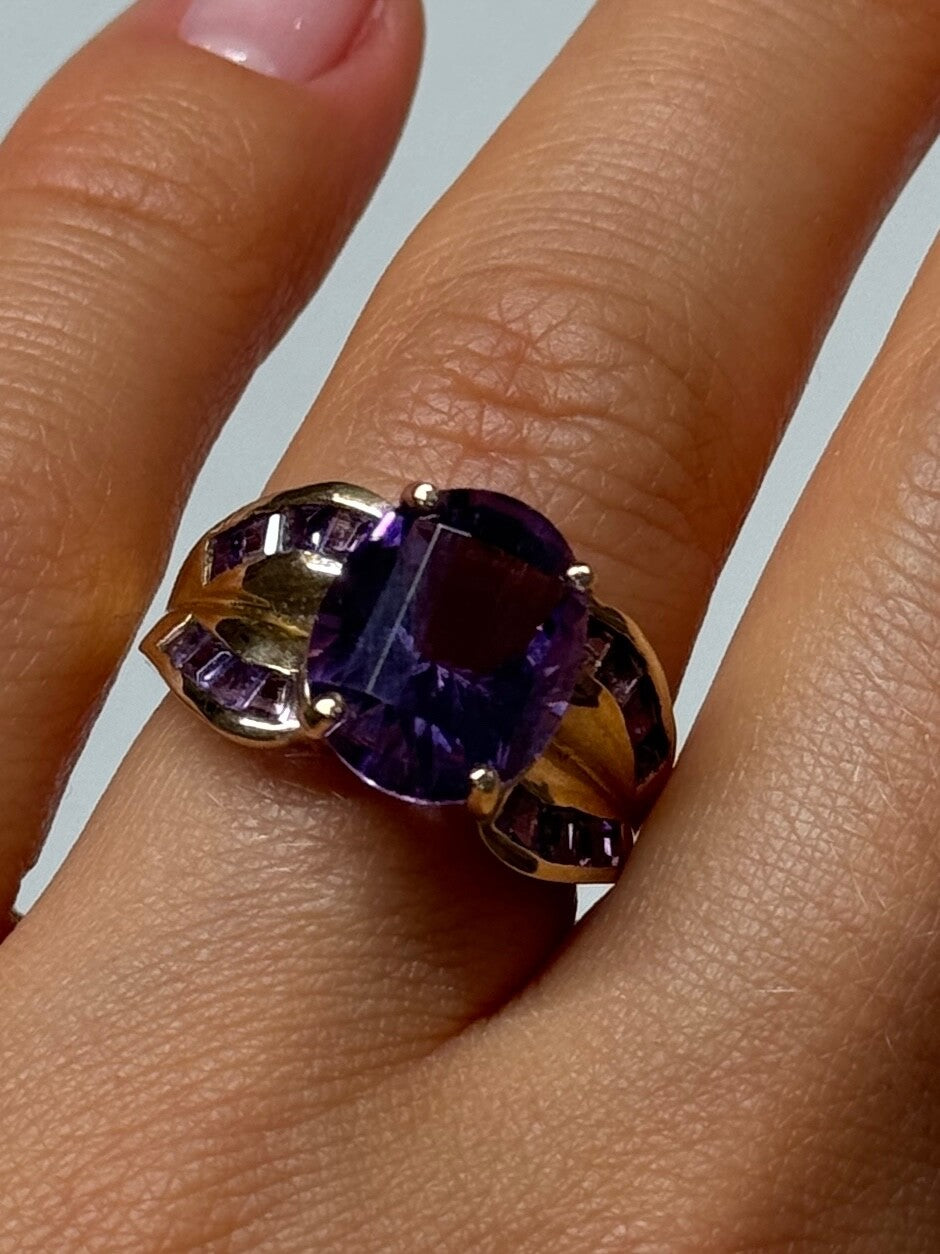 10K Yellow Gold Amethyst Ring Size 7
