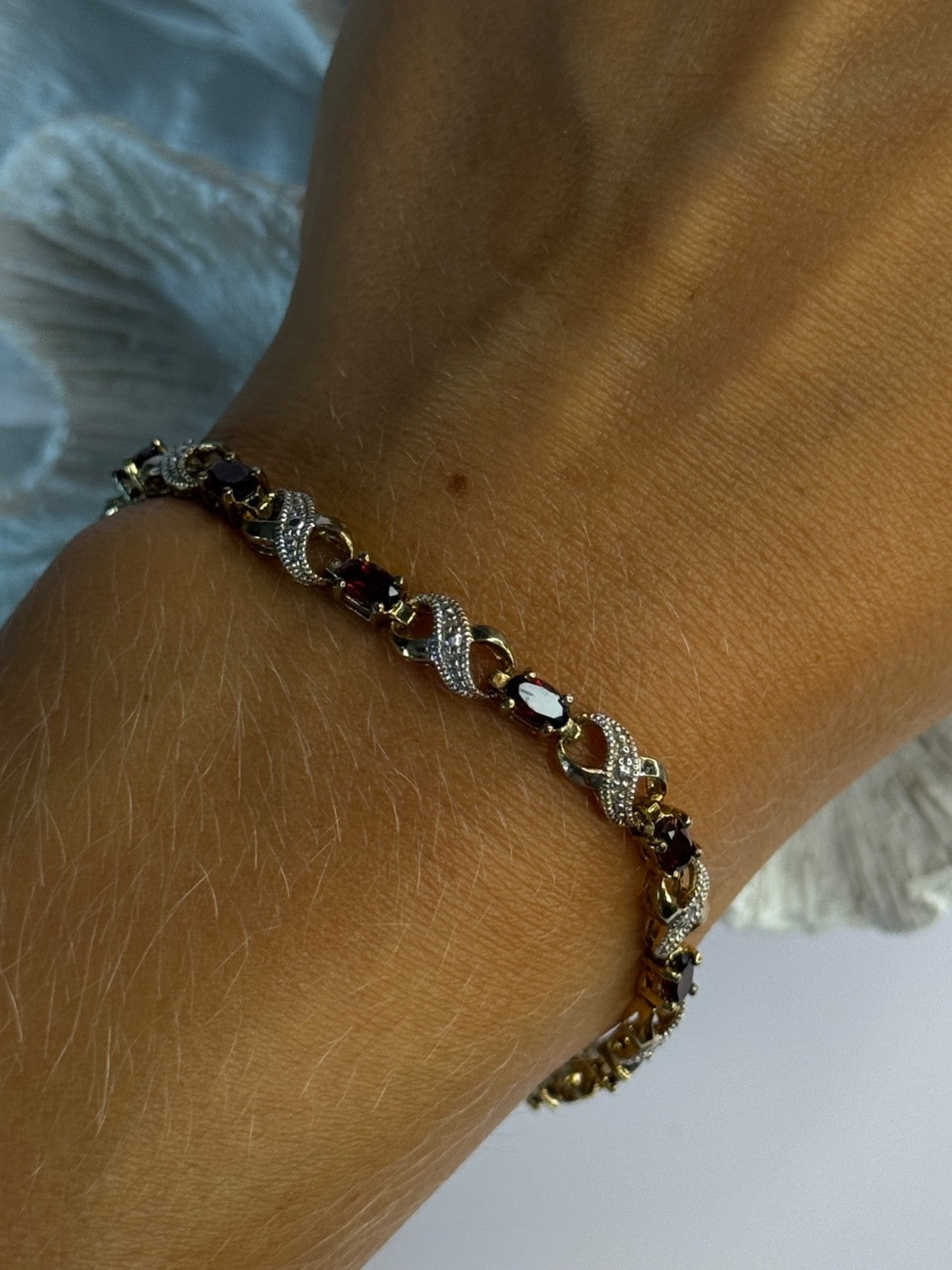 925 Sterling Silver Gold Plated Garnet Bracelet Length 7.5