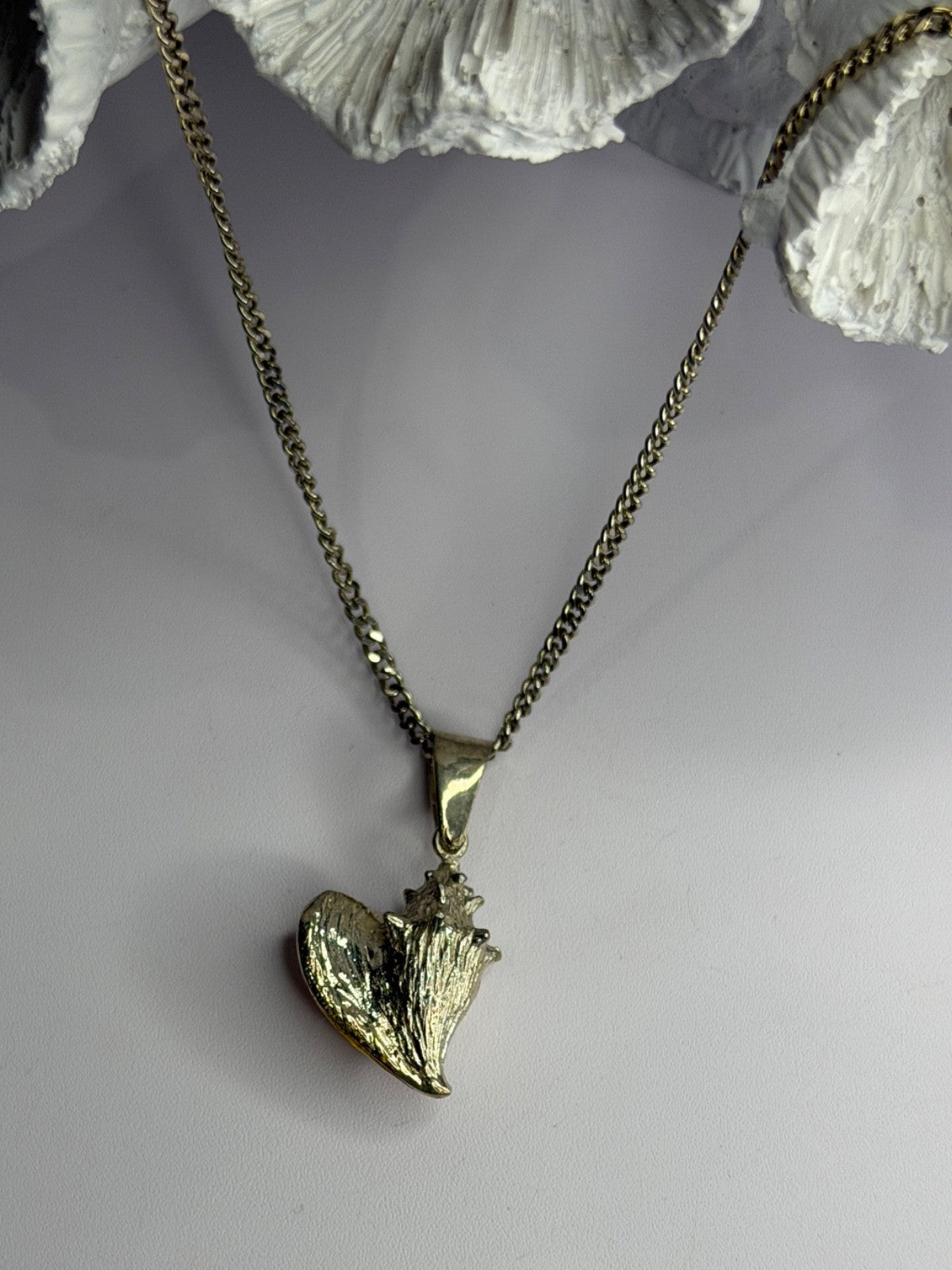 925 Sterling Silver Conch Shell Necklace