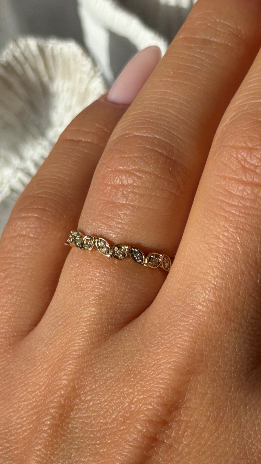 10K Yellow Gold Diamond 0.12 ct Ring Size 6.5