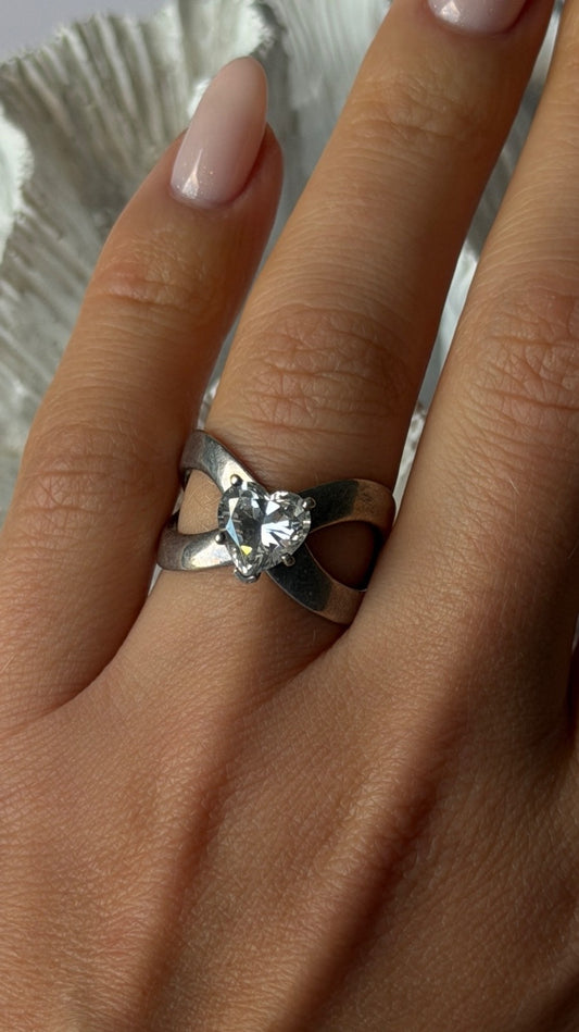 925 Sterling Silver Cz Heart Ring Size 7