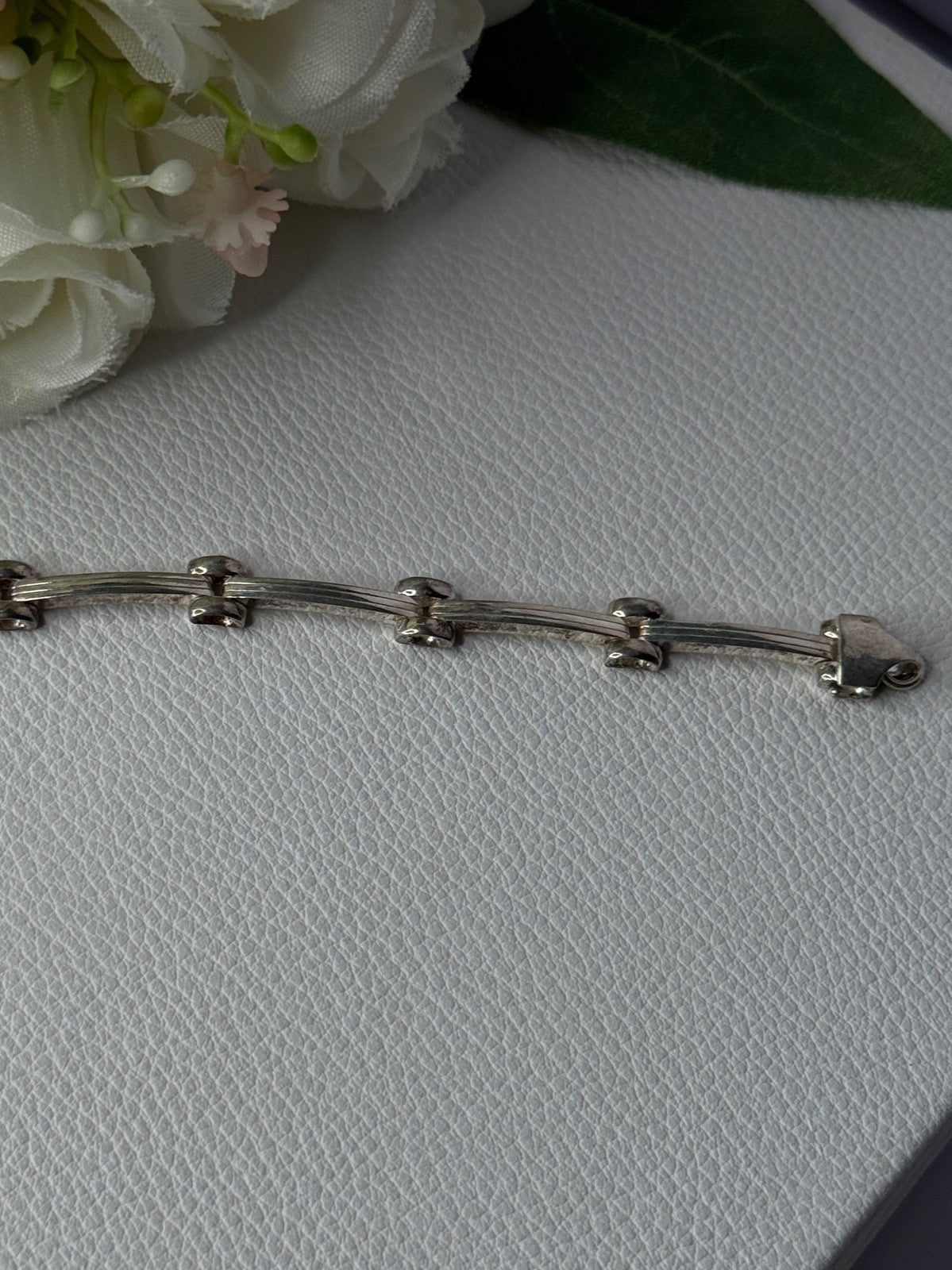 Classy Italy 925 Sterling Silver Bracelet Length 6.5 Inch