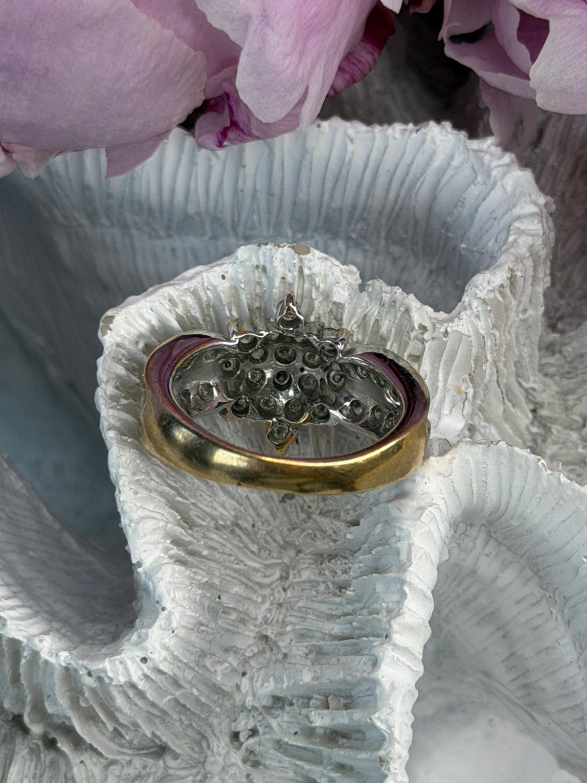 10K Yellow & White Gold Diamond Flower 1.36 ct Ring Size 7
