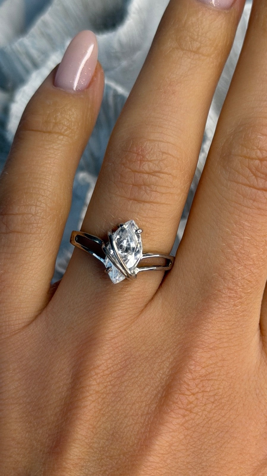 Elegant 925 Sterling Silver Cz Ring Size 8