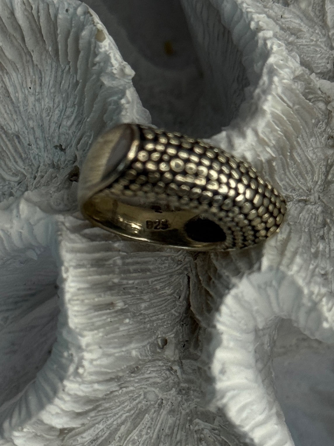 Unique Design 925 Sterling Silver Ring Size 5