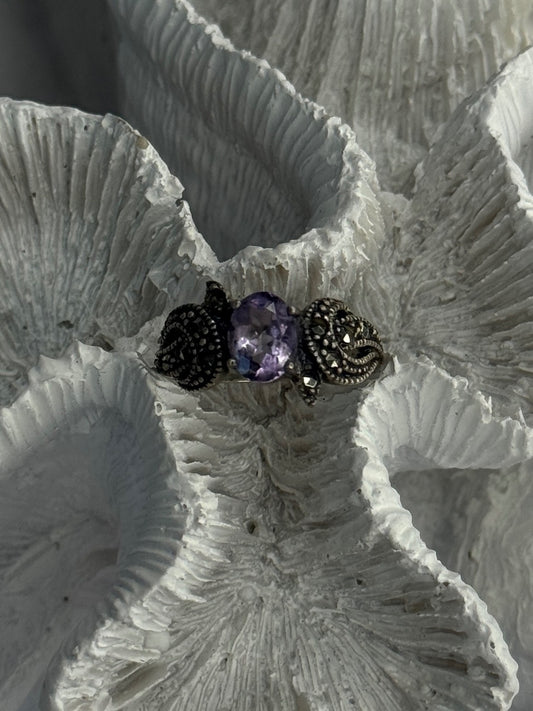 925 Sterling Silver Amethyst & Marcasite Ring Size 7