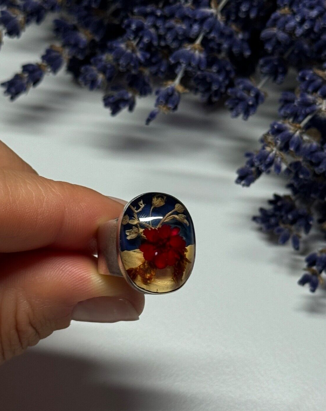 925 Sterling Silver With Natural Flowers In Epoxy Resin Ring Size 5