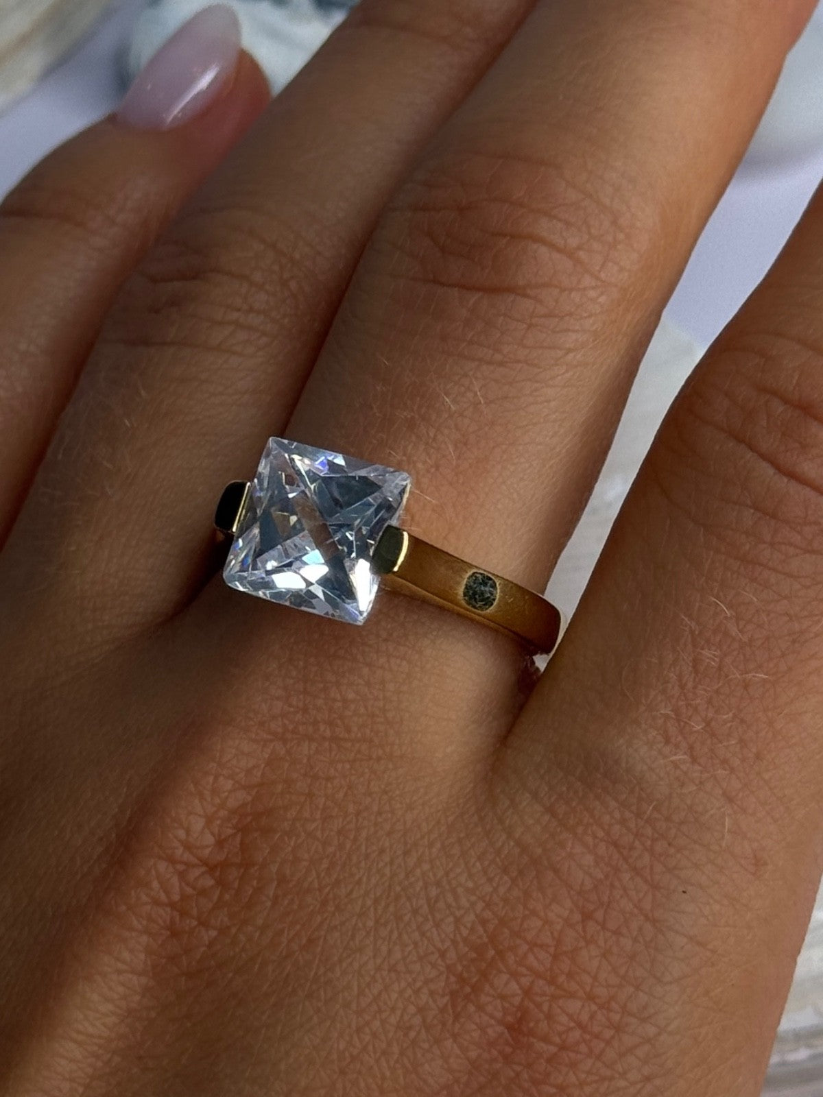 Classy Design 925 Sterling Silver Gold Plated Cz Ring Size 10