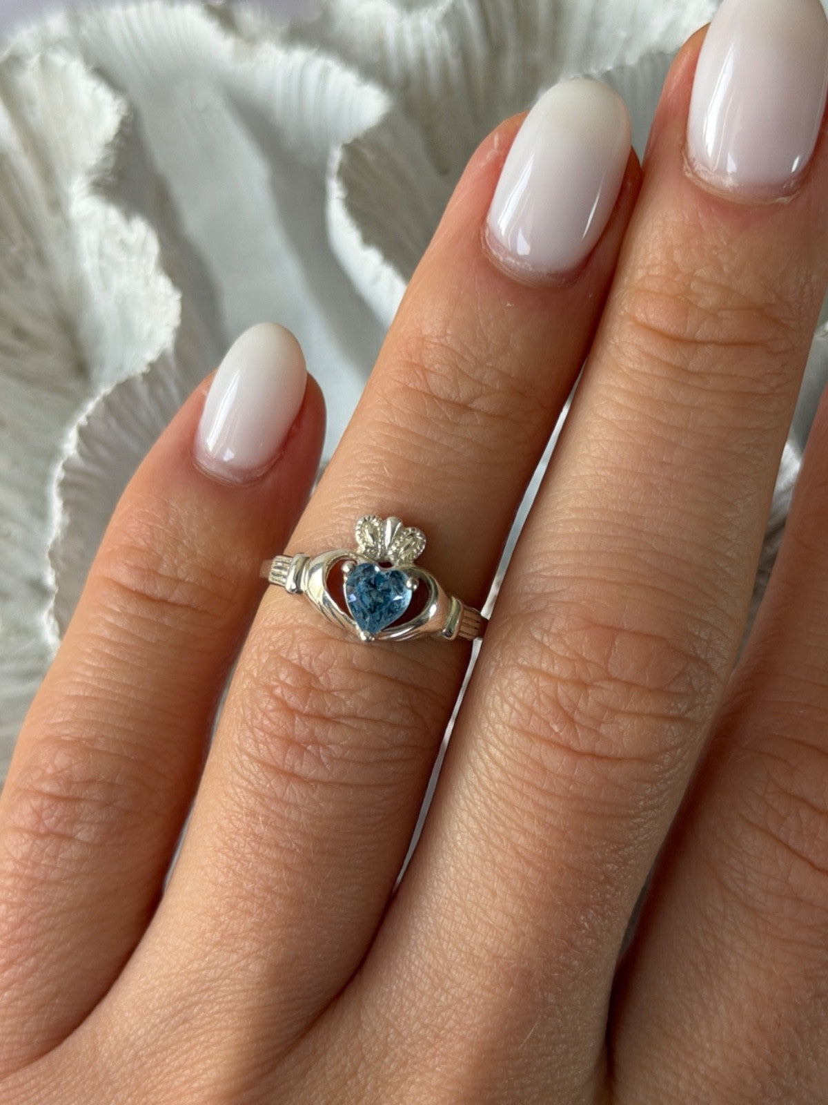 925 Sterling Silver Heart Blue Topaz Ring Size 5.5