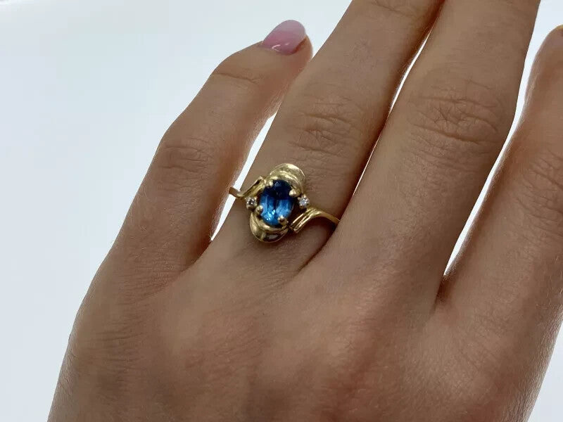 14K Yellow Gold Topaz & Diamonds Ring Size 7.25