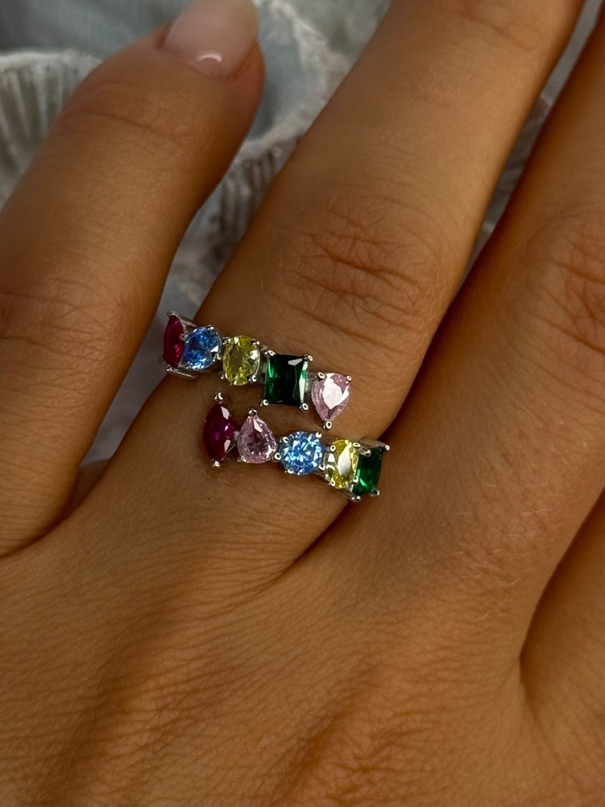 925 Sterling Silver Ring Multicolor CZ Size 7 Sizable