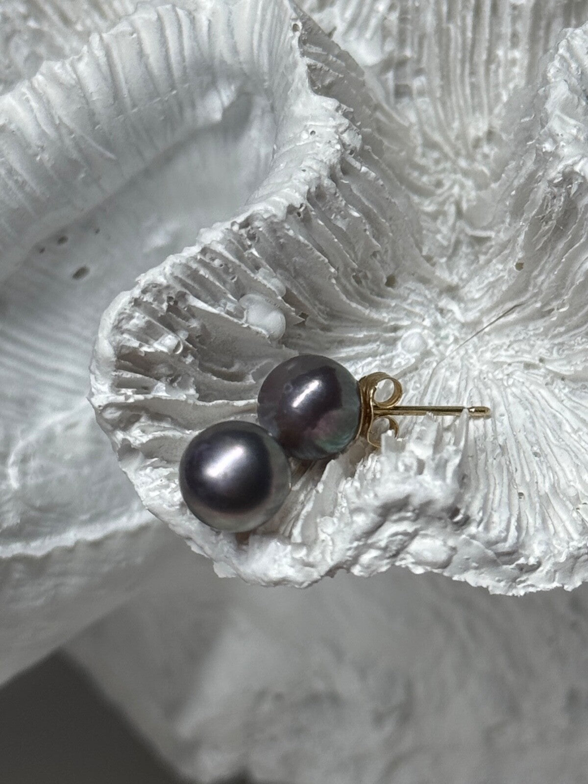14K Yellow Gold Pearl Earrings