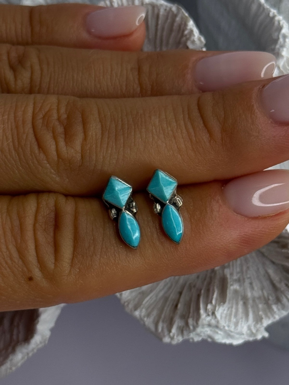 925 Sterling Silver Turquoise Earrings Length 0.50 Inch