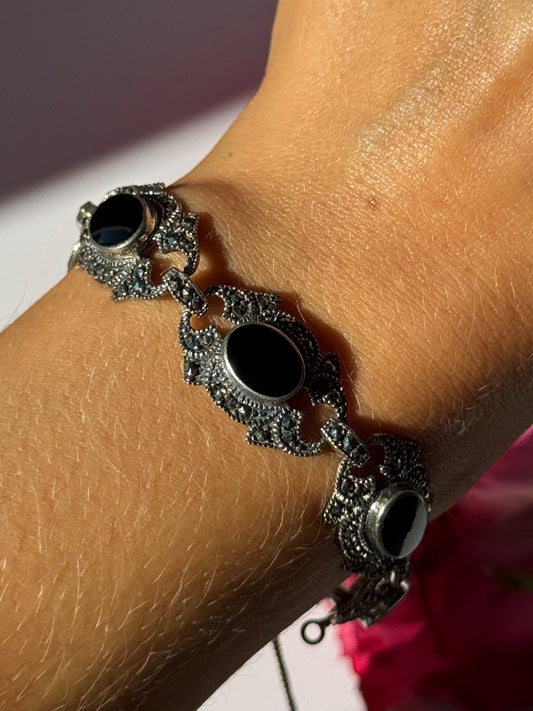 Vintage 925 Sterling Silver Onyx & Marcasite Bracelet 7 Inch