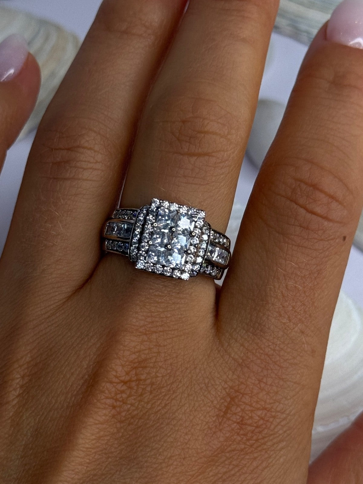 925 Sterling Silver Cz Ring Size 9