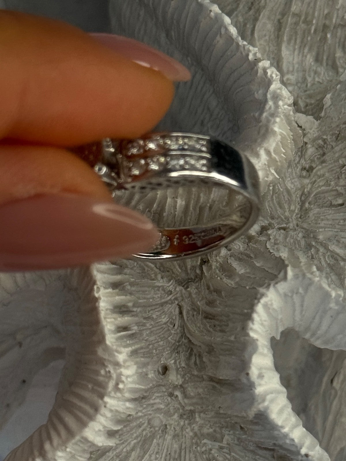 Shiny 925 Sterling Silver Cz Ring Size 5