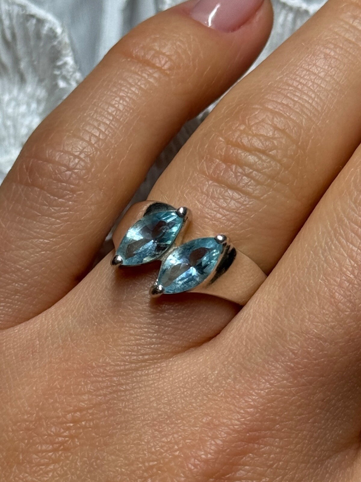 925 Sterling Silver Topaz Ring Size 6