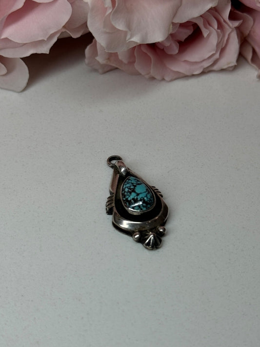 925 Sterling Silver Turquoise Pendant Length 1.1 In