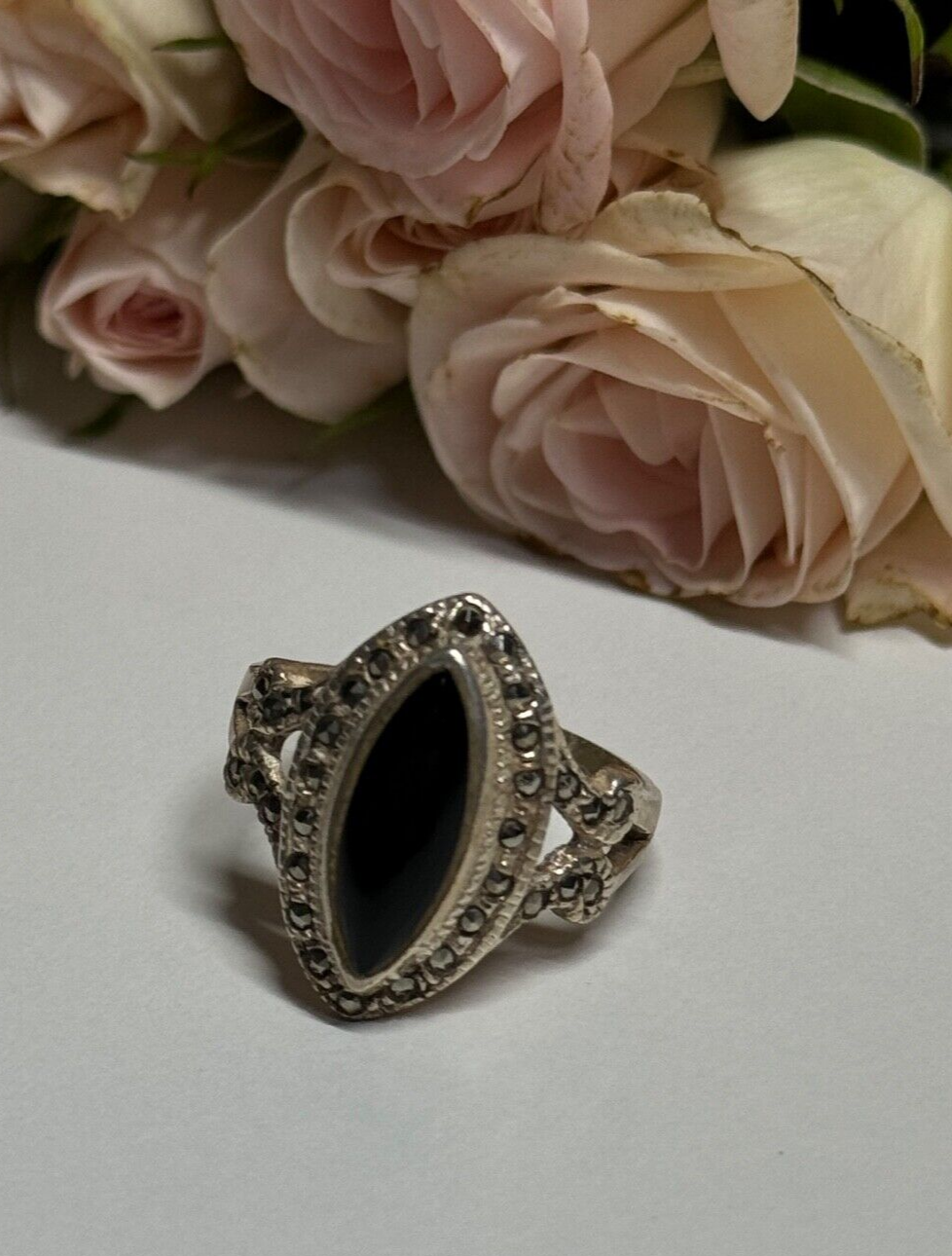 Vintage 925 Sterling Silver Onyx & Marcasite Ring Size 7