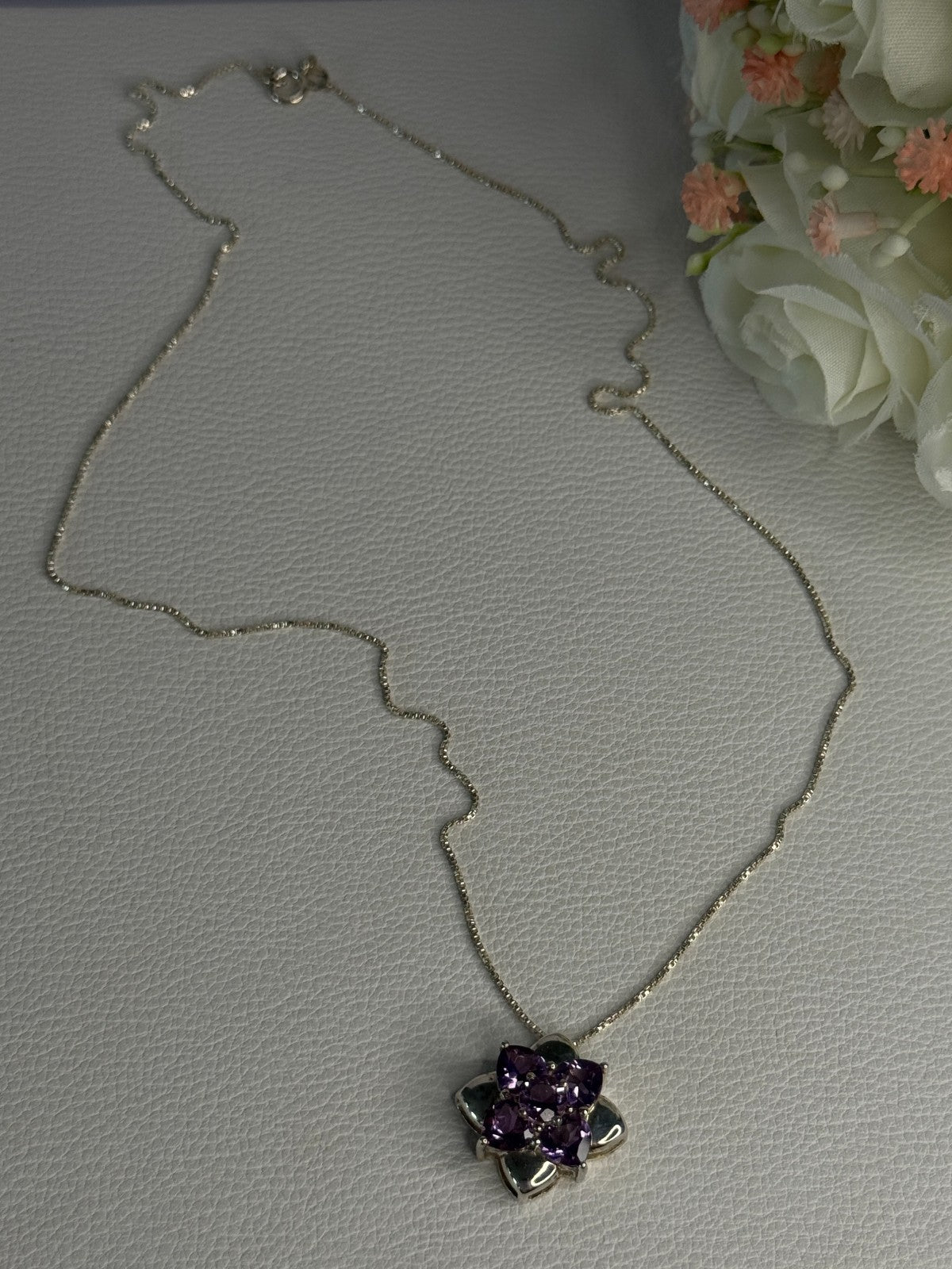 925 Sterling Silver Amethyst Flower Necklace Length 20 Inch